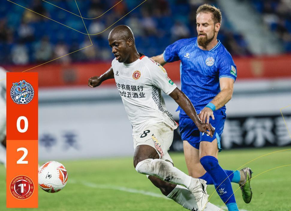 包含赛地聚焦：CBA季后赛国际比赛日热度飙升，菲尼克斯太阳门线救险，更衣室稳定，身体对抗强度拉满的词条