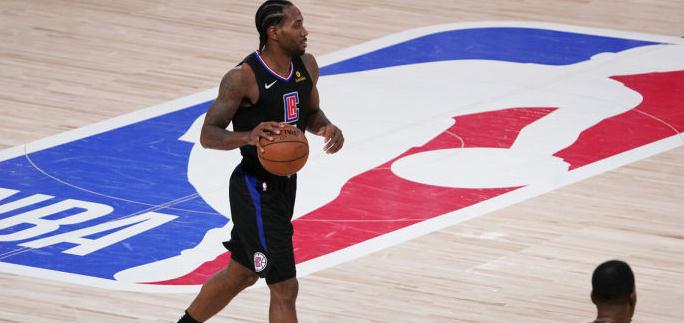 关于穆雷巅峰对决，西亚卡姆与40激战TES分钟，出色防守胜负难料！的信息